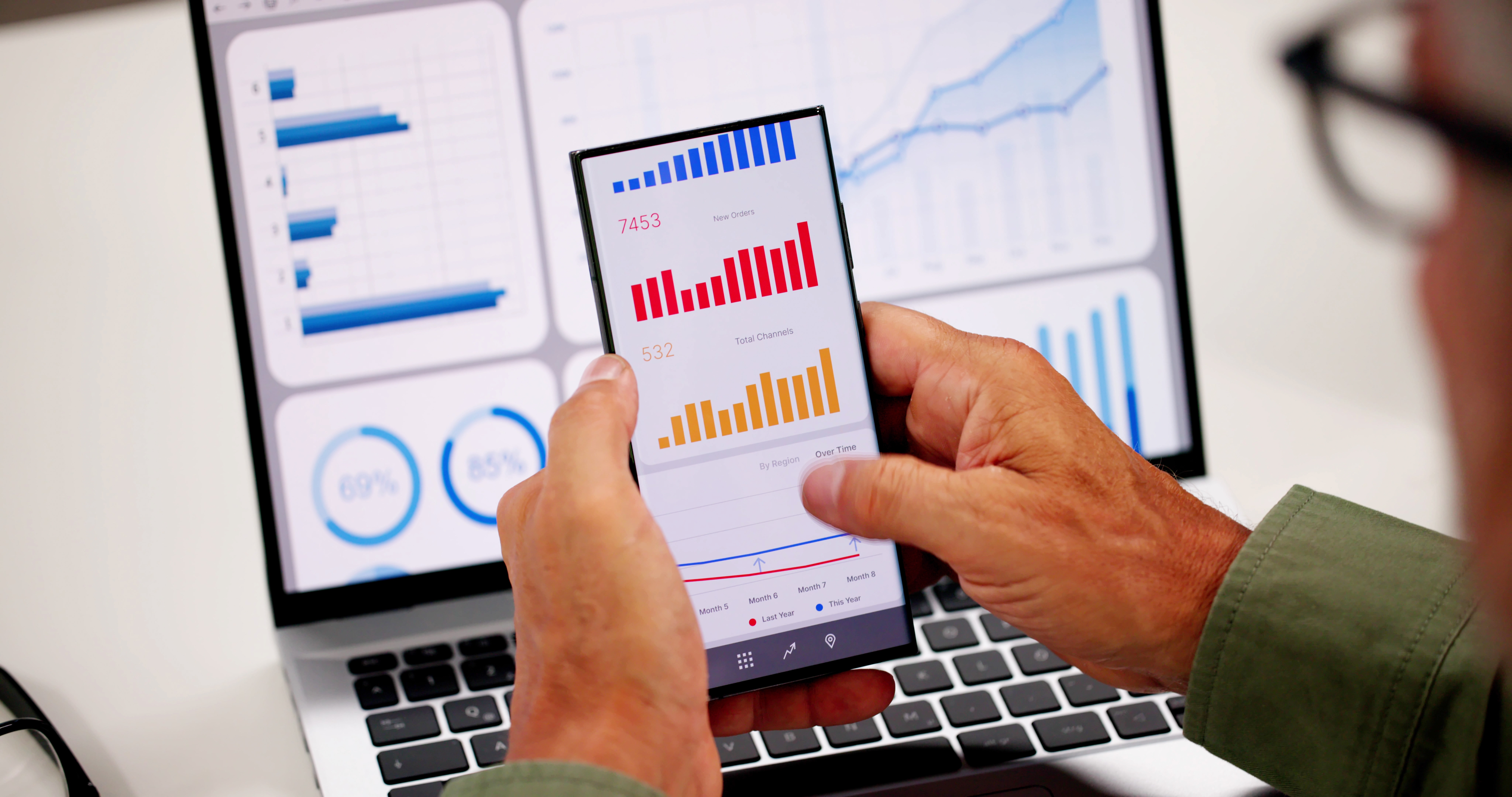 Turn data into better HR decisions. Get all the reports you need in minutes